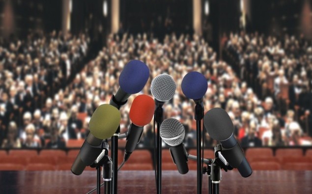 Speech in the hall
