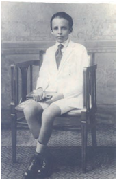 Caio em sua formatura do curso primário (1924)