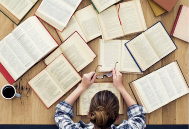 Como conciliar o estudo para Faculdade e Concursos Públicos