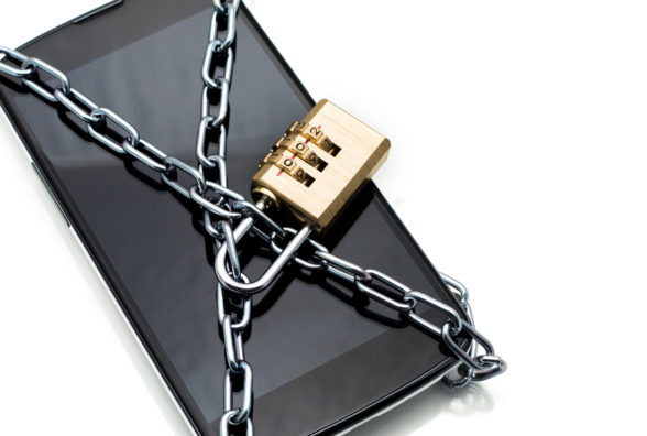 Constituição protege inviolabilidade de celulares e computadores