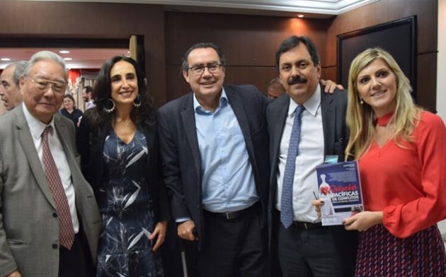Augusto Cury e grandes nomes do Direito se reúnem para o lançamento de ‘Soluções Pacíficas de Conflitos’