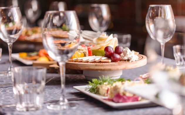 Fome e Sede de Justiça: o banquete antropofágico entre Direito e Gastronomia