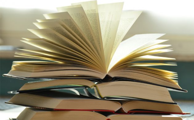 Vai prestar o concurso para Técnico Judiciário do TRF 3? Veja 12 livros para estudar para a prova!