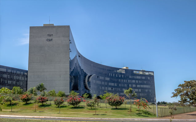 Possibilidade de aplicação do índice IPCA-E para fins de atualização monetária em título judicial transitado em julgado