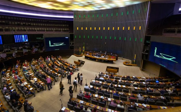 Regime jurídico emergencial no âmbito do direito privado