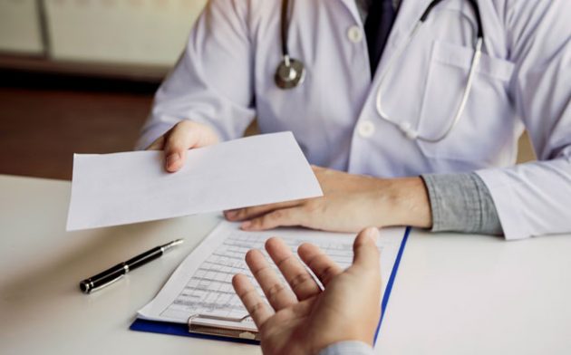 Concessão de auxílio por incapacidade temporária para o trabalho com dispensa de perícia médica