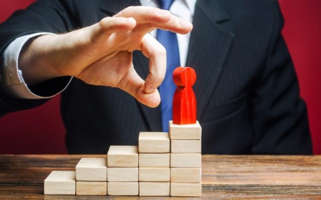 É razoável cassar beneficiários inscientes de uma fraude?