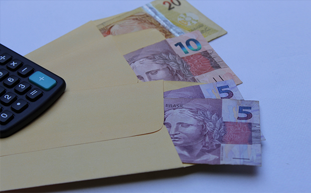 A habitação como acessório salarial