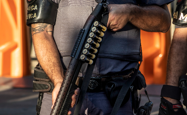 Existe a possibilidade de tipificação do crime de coação no curso do processo, durante a formalização do auto de prisão em flagrante delito (auto de apreensão em flagrante de ato infracional) em Plantão Policial?