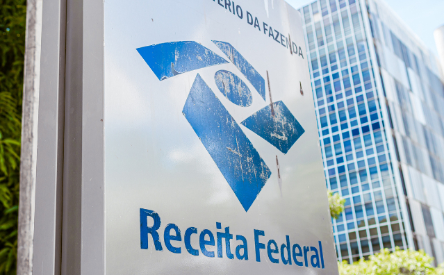A Receita Federal decreta: a Era do consenso