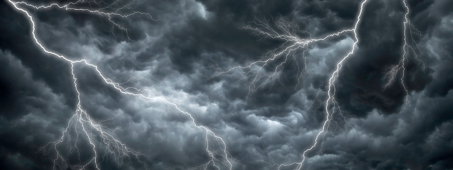 Tempestades Corporativas: sua Marca Pessoal é o seu Salva-Vidas