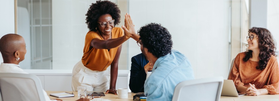 Sociedades Empresárias, Emoções Cruéis e Comunicação Não-Violenta