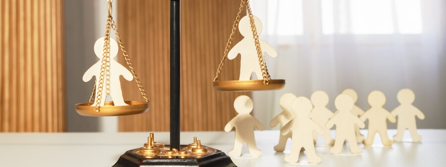 Notas e comentários: Barateamento e rapidez da justiça, problema processual