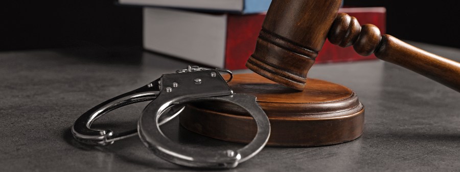 Qual a diferença entre crime e contravenção?